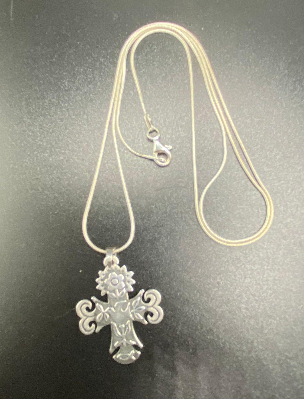James Avery Retired .925 Sterling Silver LA Primavera Cross Pendant 1.25 in.