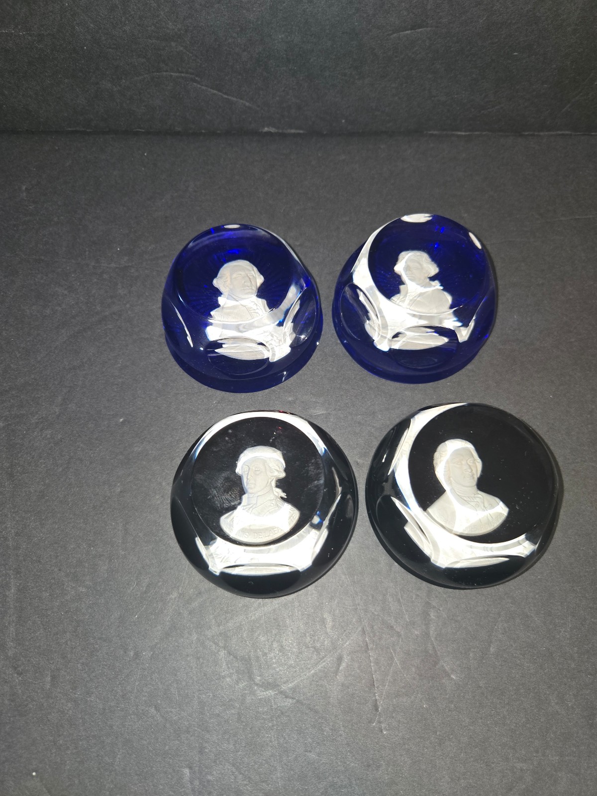 4 BACCARAT CRYSTAL FRANKLIN MINT GREAT LEADERS PAPERWEIGHTS BLUE US BLACK FRENCH