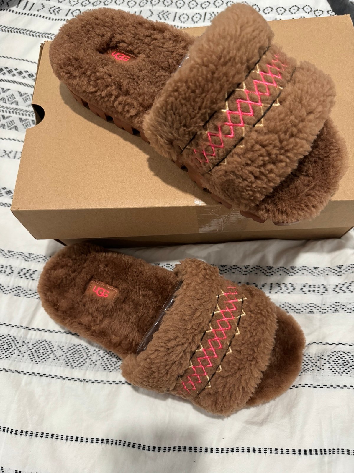 Cozetta UGG braid slippers