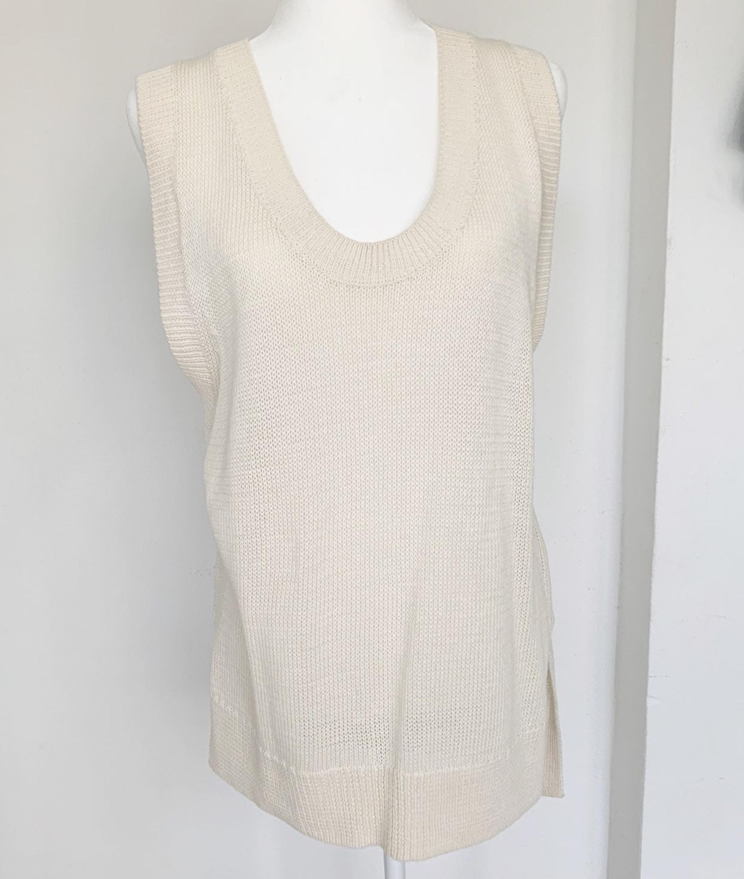 Gap women's sweater vest Size M