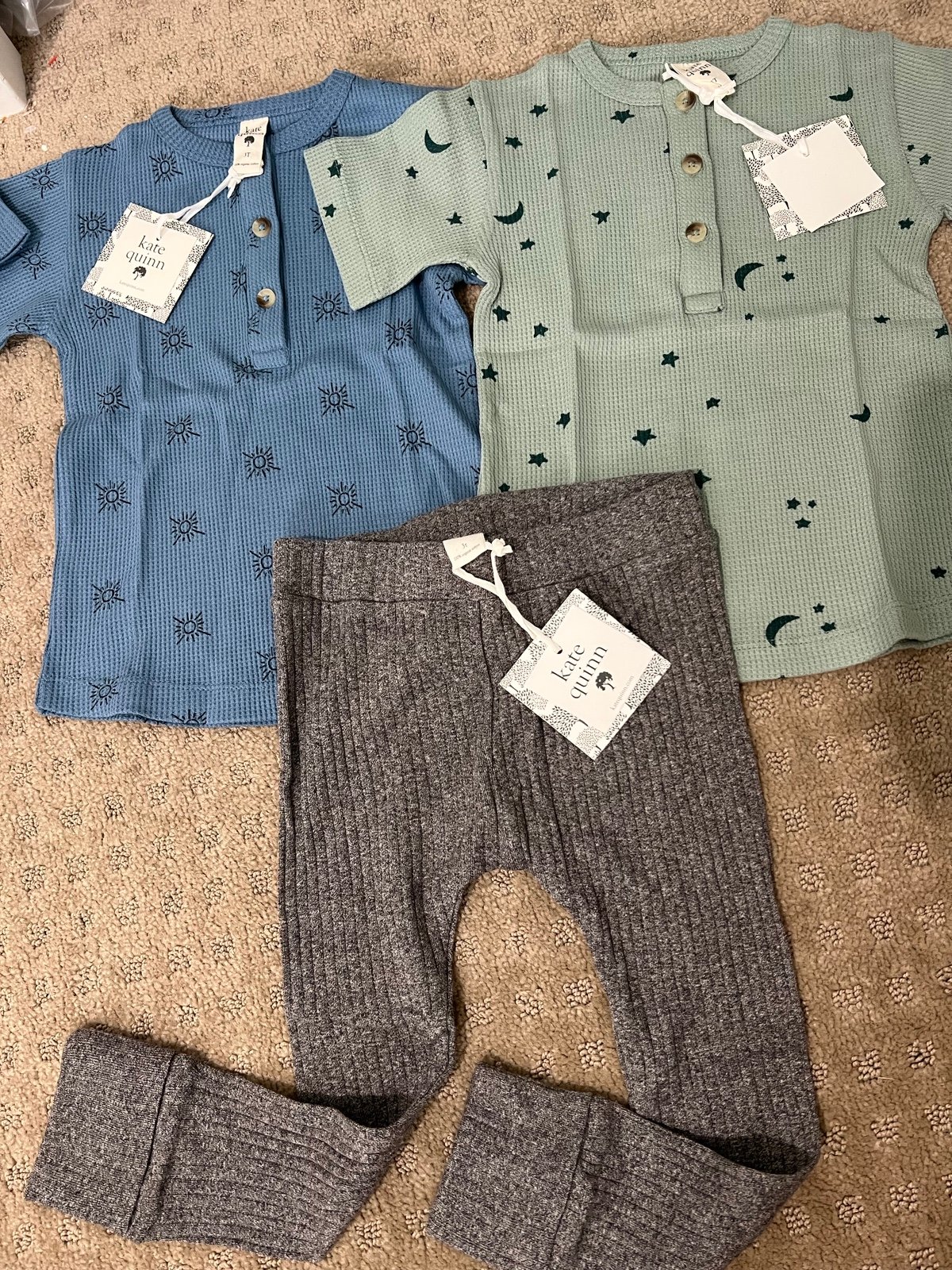 Kate quinn 3t clothes