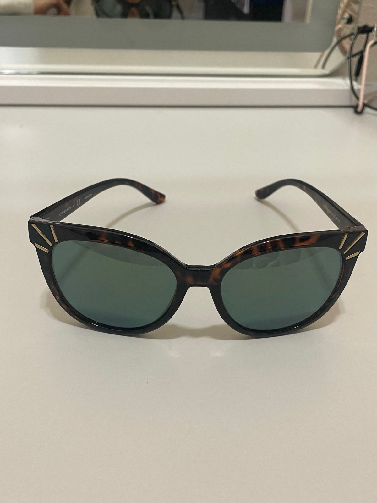 Tory Burch Ty9051 Cat Eye Sunglasses