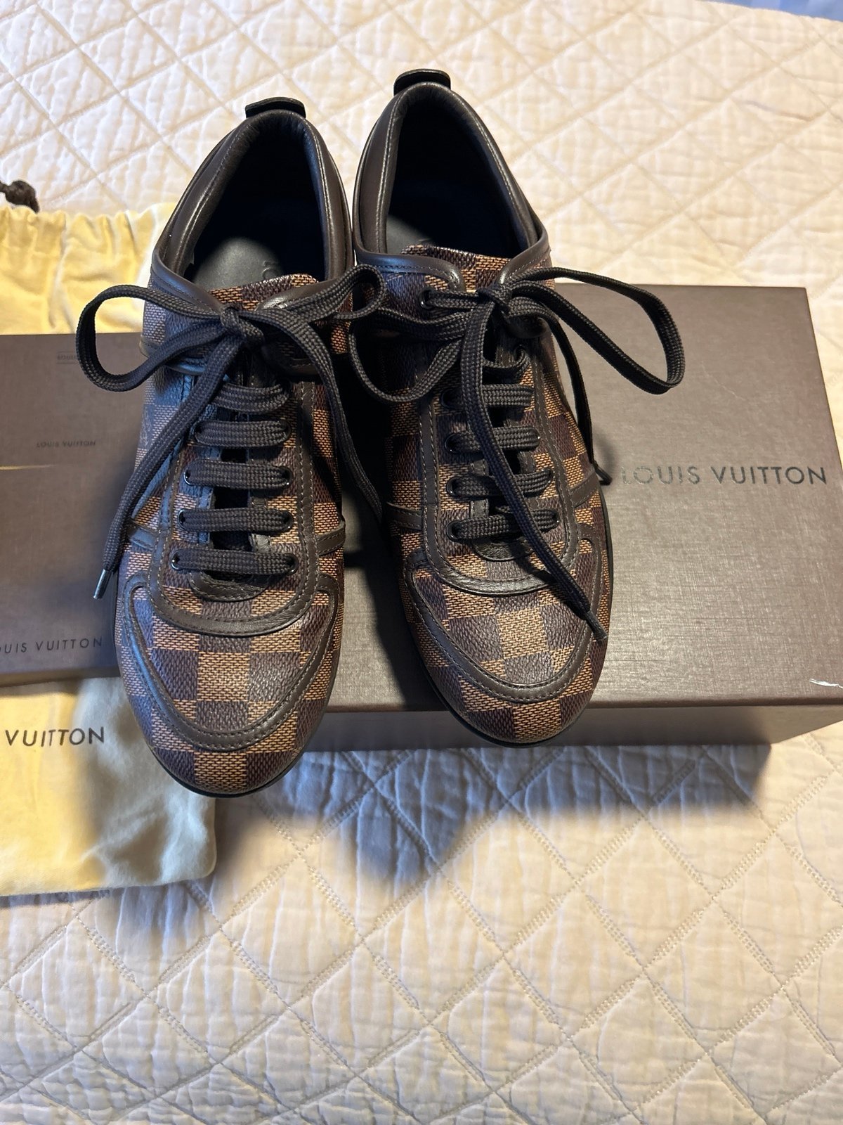 Louis Vuitton Sneakers