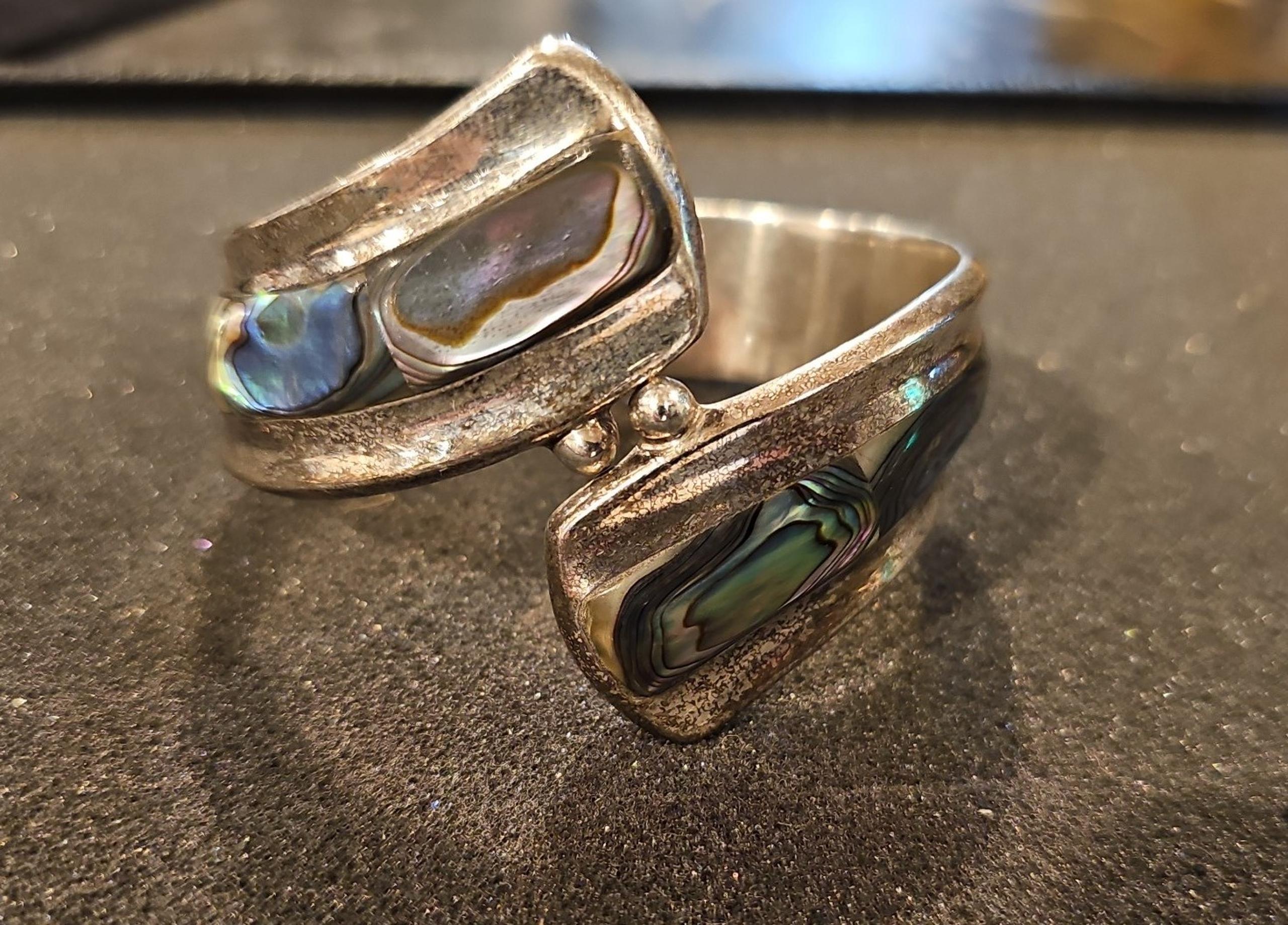 Vintage Womens Taxco Sterling Silver Abilone Cuff Bracelet