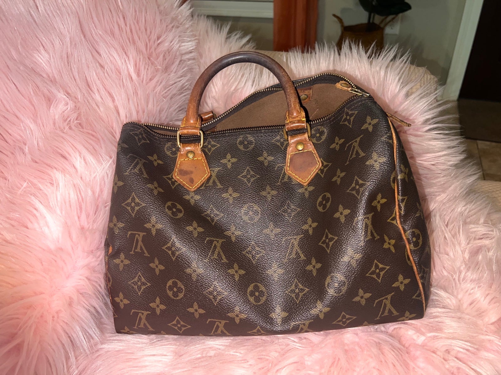 Louis Vuitton speedy 30