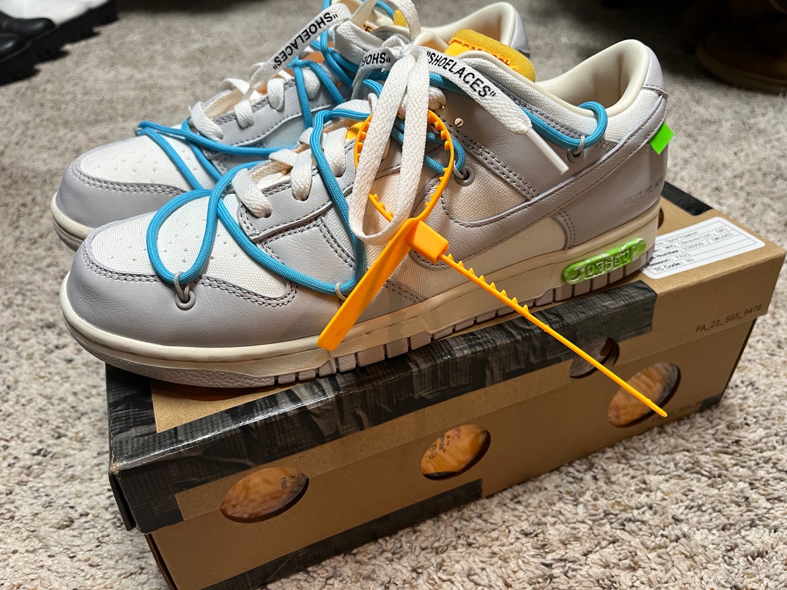 Nike Dunk Low Off-White Lot 2