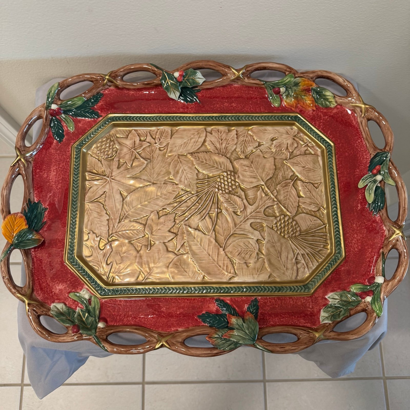Fitz & Floyd Classic Christmas Lodge Large Serving Platter Pine Holly Mistletoe