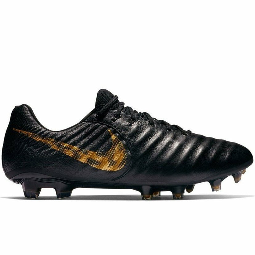 Nike elite soccer cleat size men 5/6.5 W