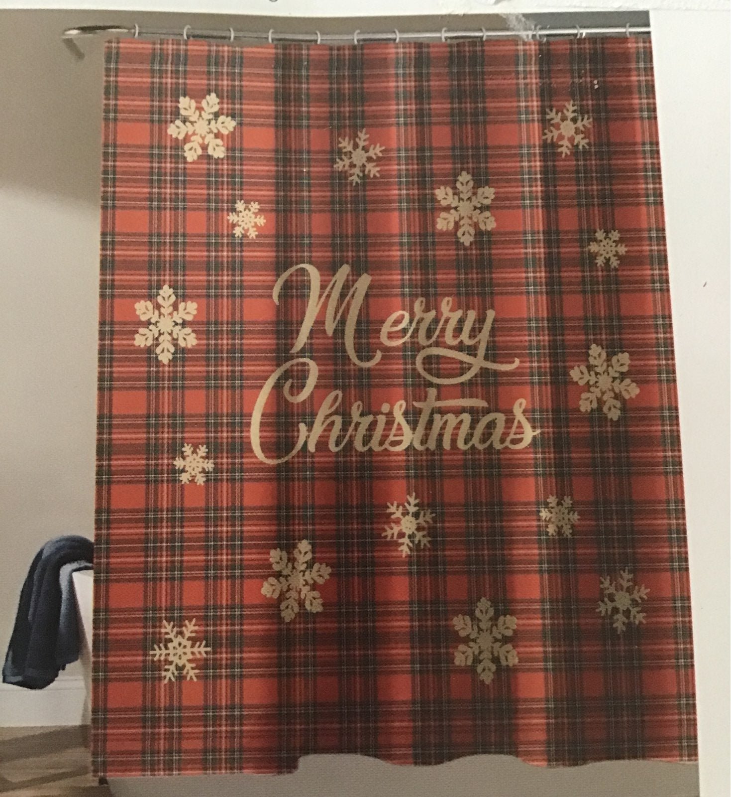 MERRY CHRISTMAS PLAID SHOWER CURTAIN