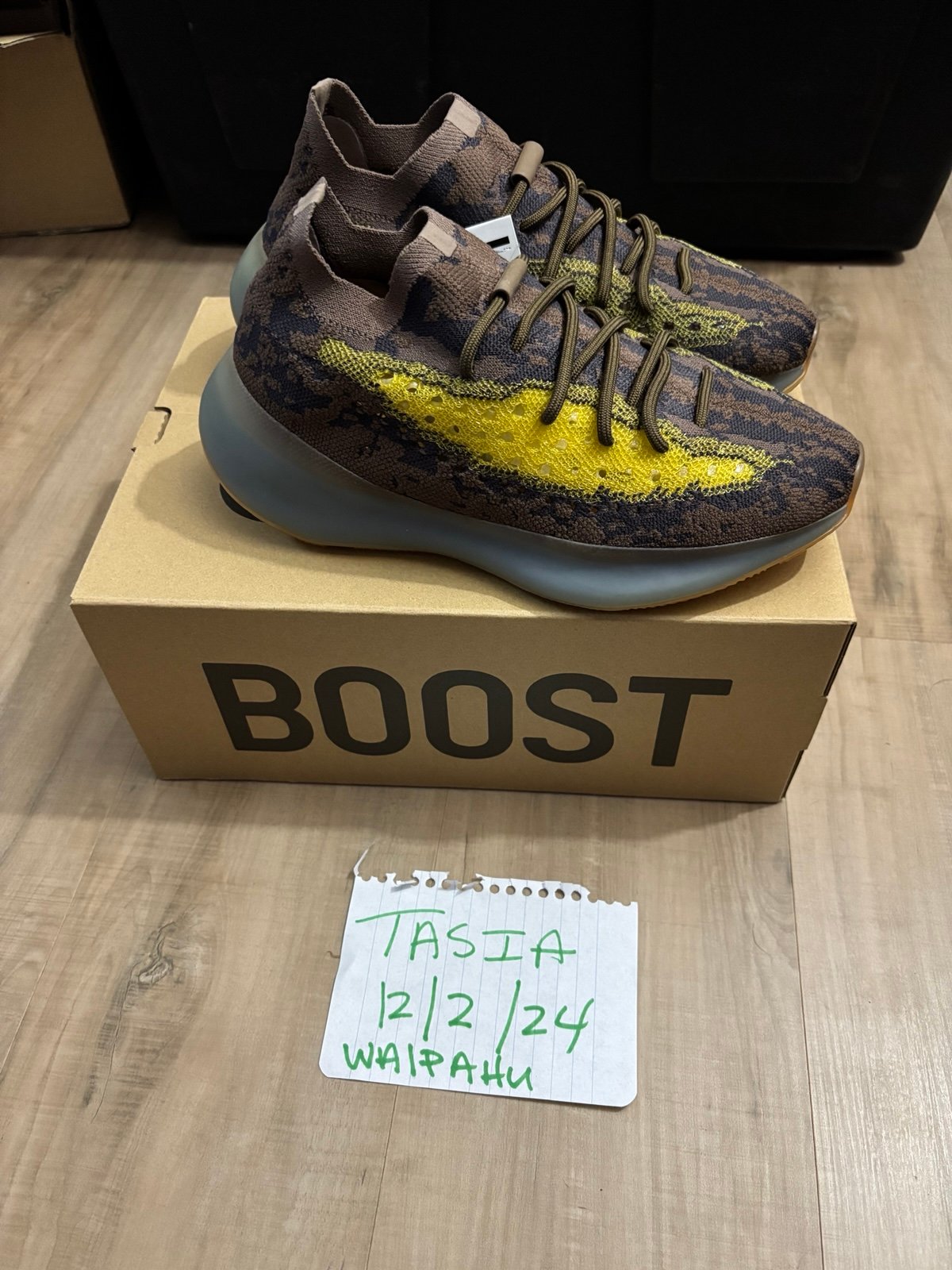 Yeezy Boost 38” ‘Lmnte’ 8.5M