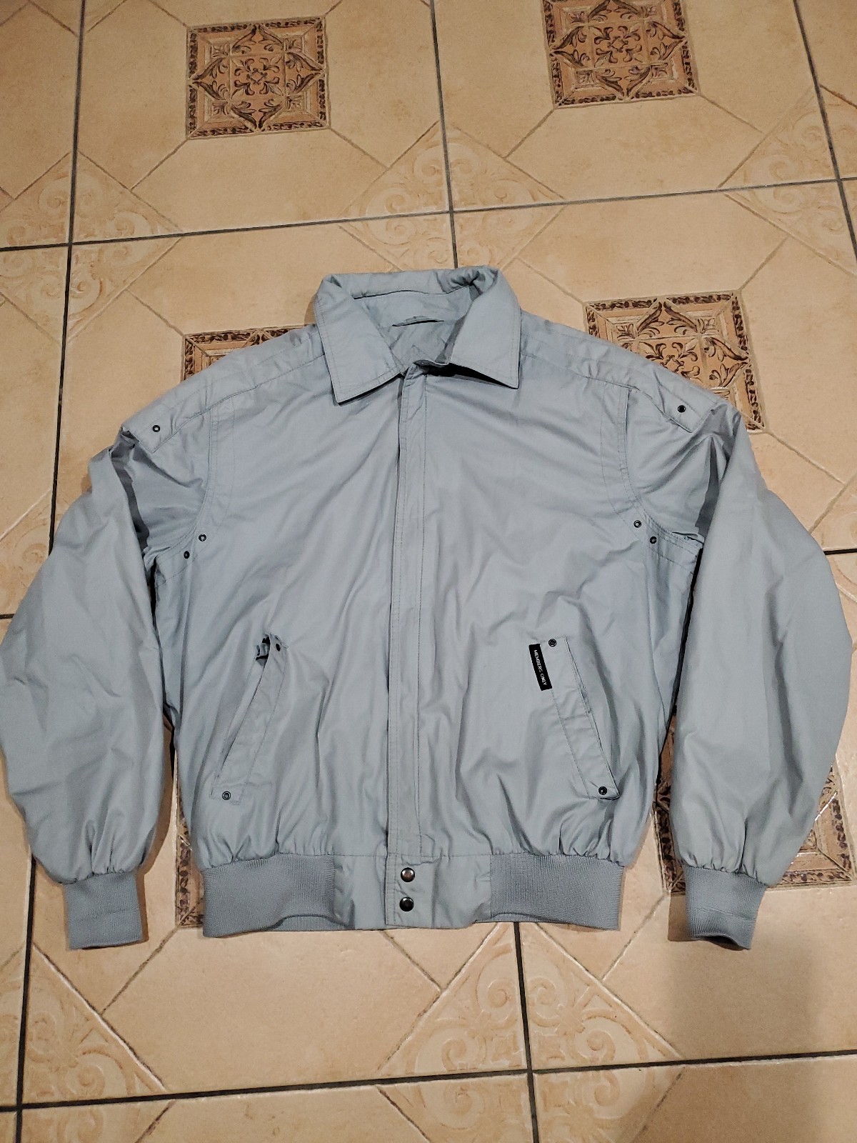 VINTAGE MEMBERS ONLY JACKET RAINBOW TAG