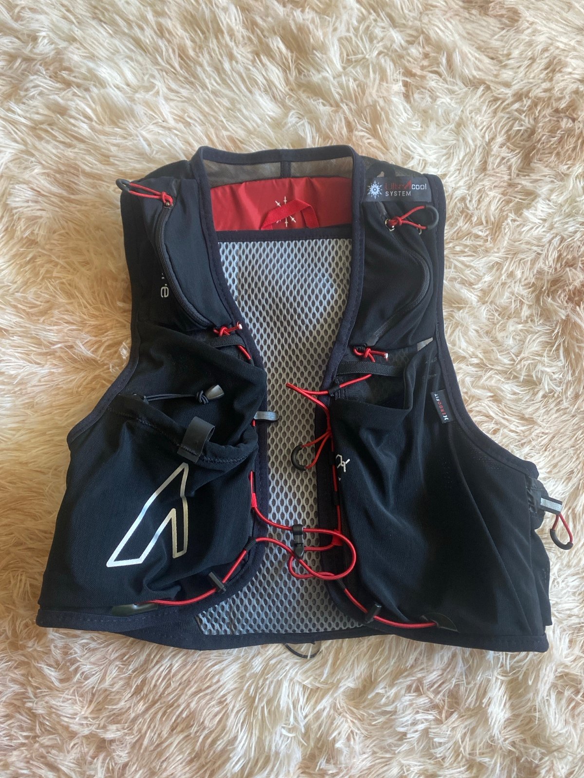 Brand New Ultraspire Zygos 5.0 Unisex Small