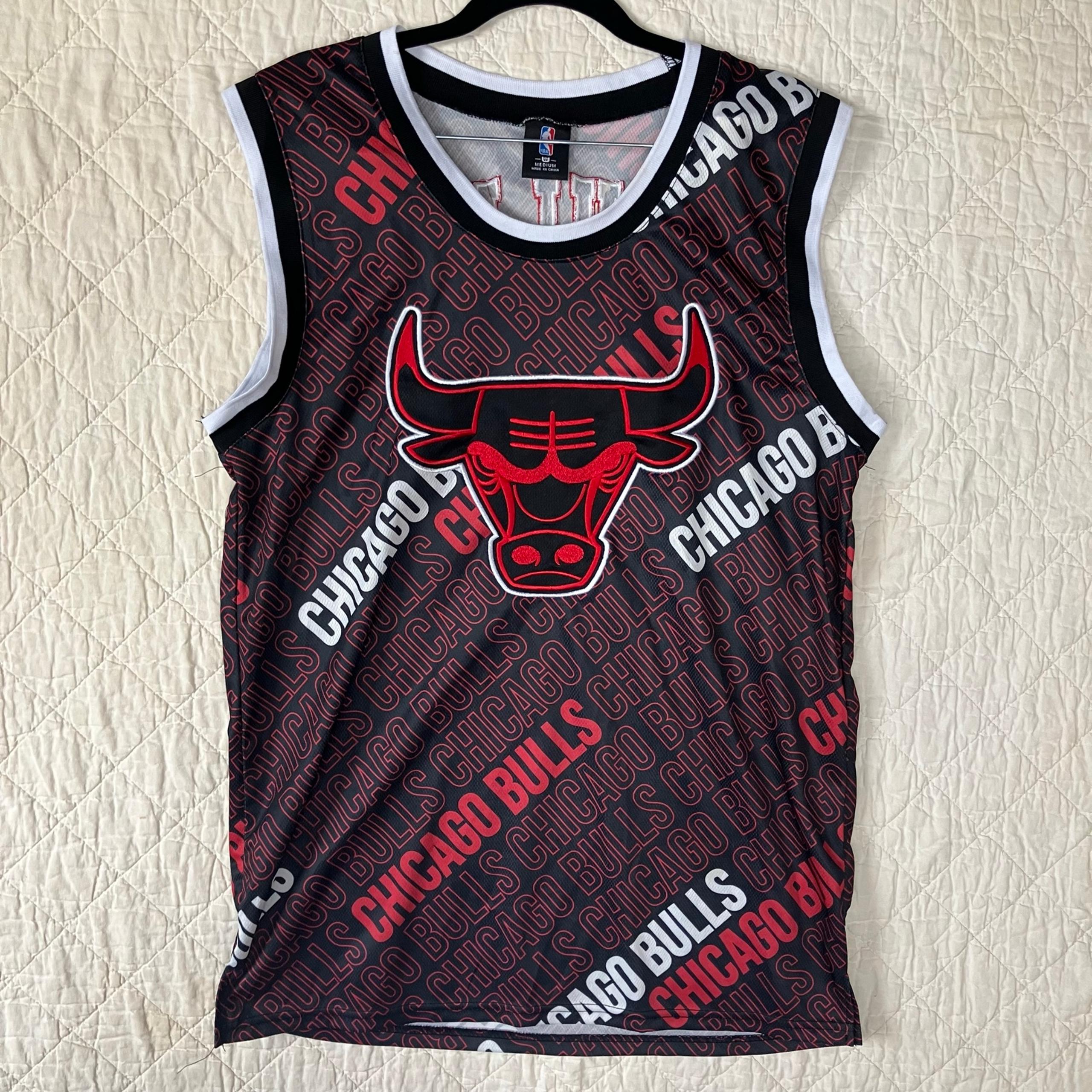 Chicago Bulls Jersey NBA Mens Medium Black All Over Print Basketball Athletic