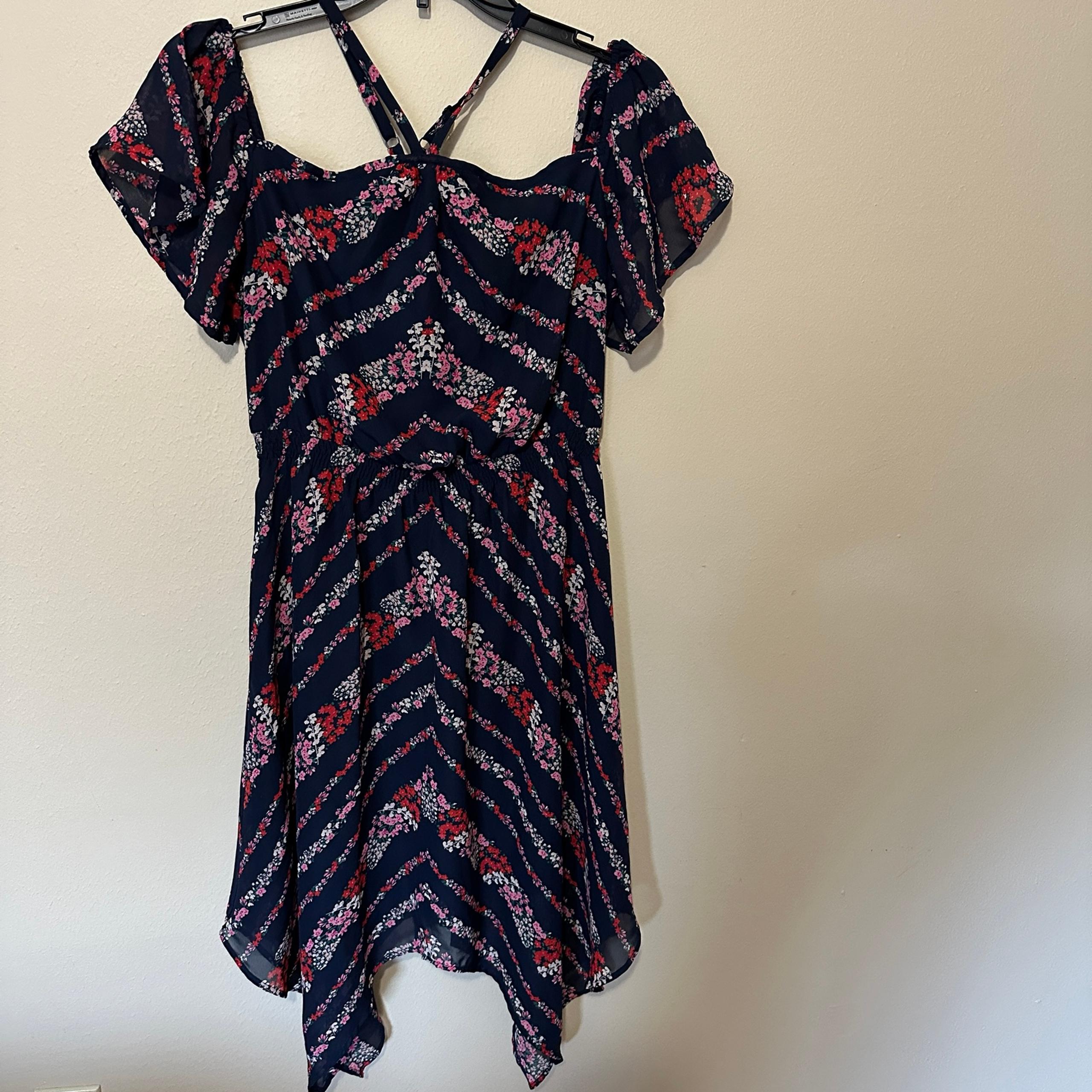 Asymmetrical Cold Shoulder Boho Dress Womens Size M Blue Red Floral - Maurices