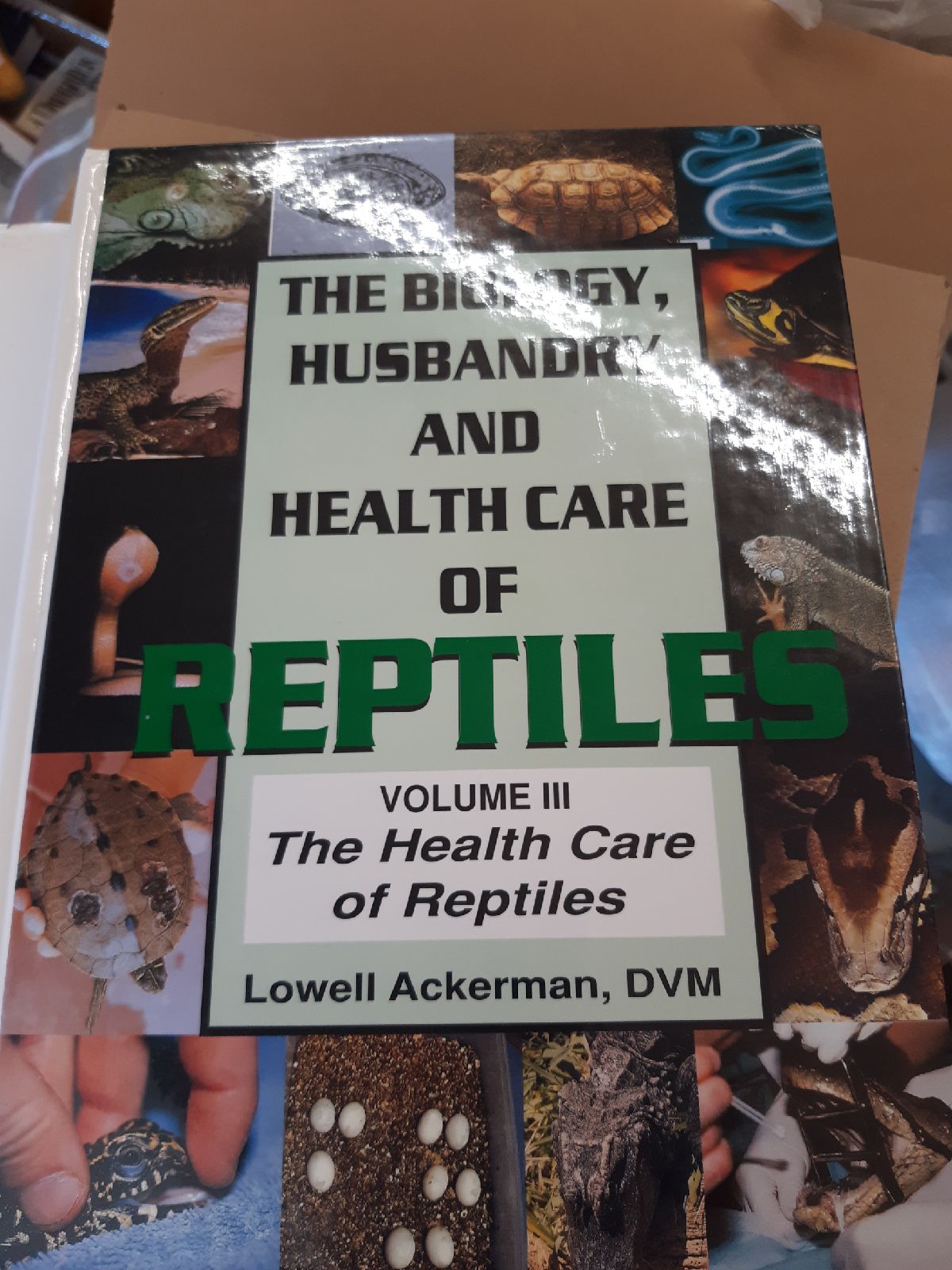 Reptiles BIOLOGY and Husbandry Book Vol