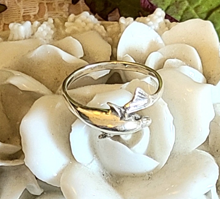 Vintage - Sterling Silver Ring - Dolphin Shaped - Signed 925 - Size 5