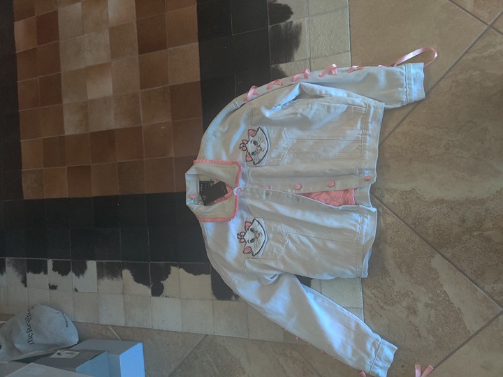 Lazy Oaf Disney Marie jacket size M/L New oversized fit