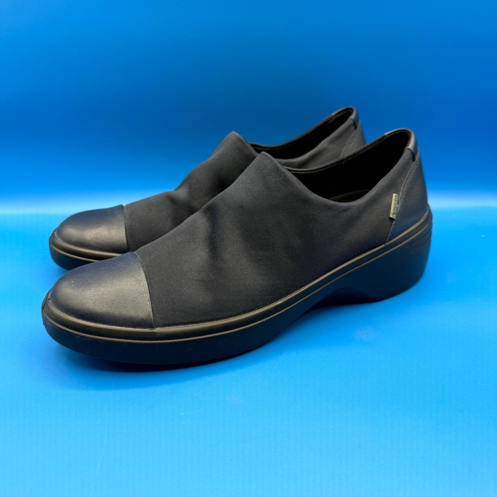 Ecco Soft 7 Wedge Soft Shoes Women's Size US 9 Blue Waterproof Slip On Round Toe