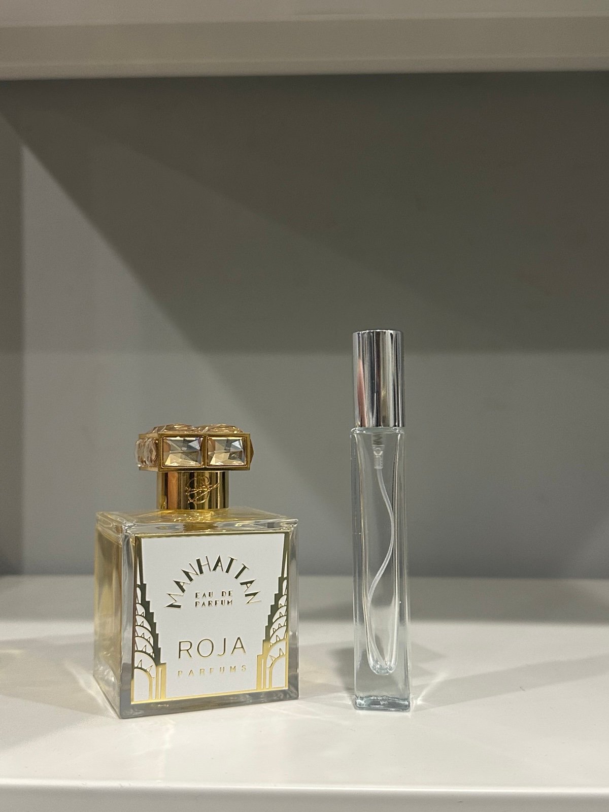 Roja Manhattan 10 ml Read Description!!