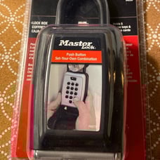 NEW MasterLock Lock Box Push Button Set Your Own Combination Holds 5 Keys &Cards