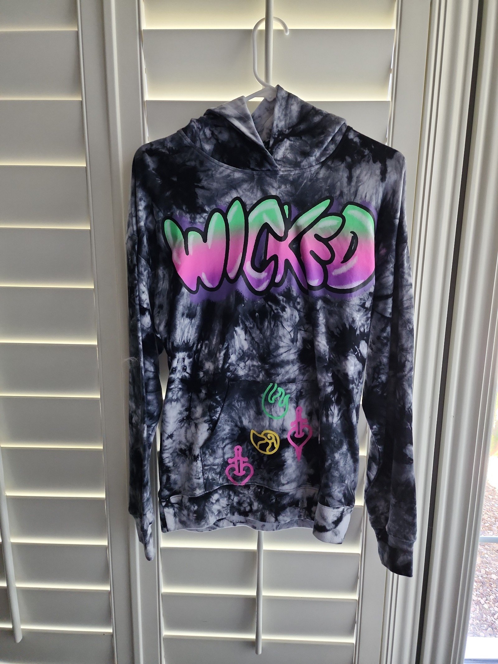 Disney's Evil Villians Sweatshirt NWT Size Xsmall