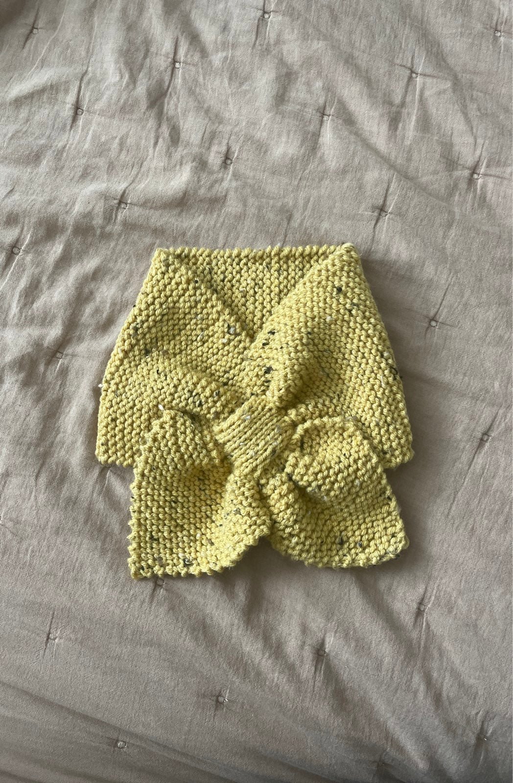 Sledding scarf