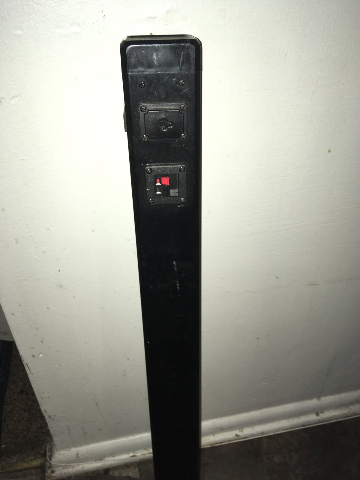 Wired speaker