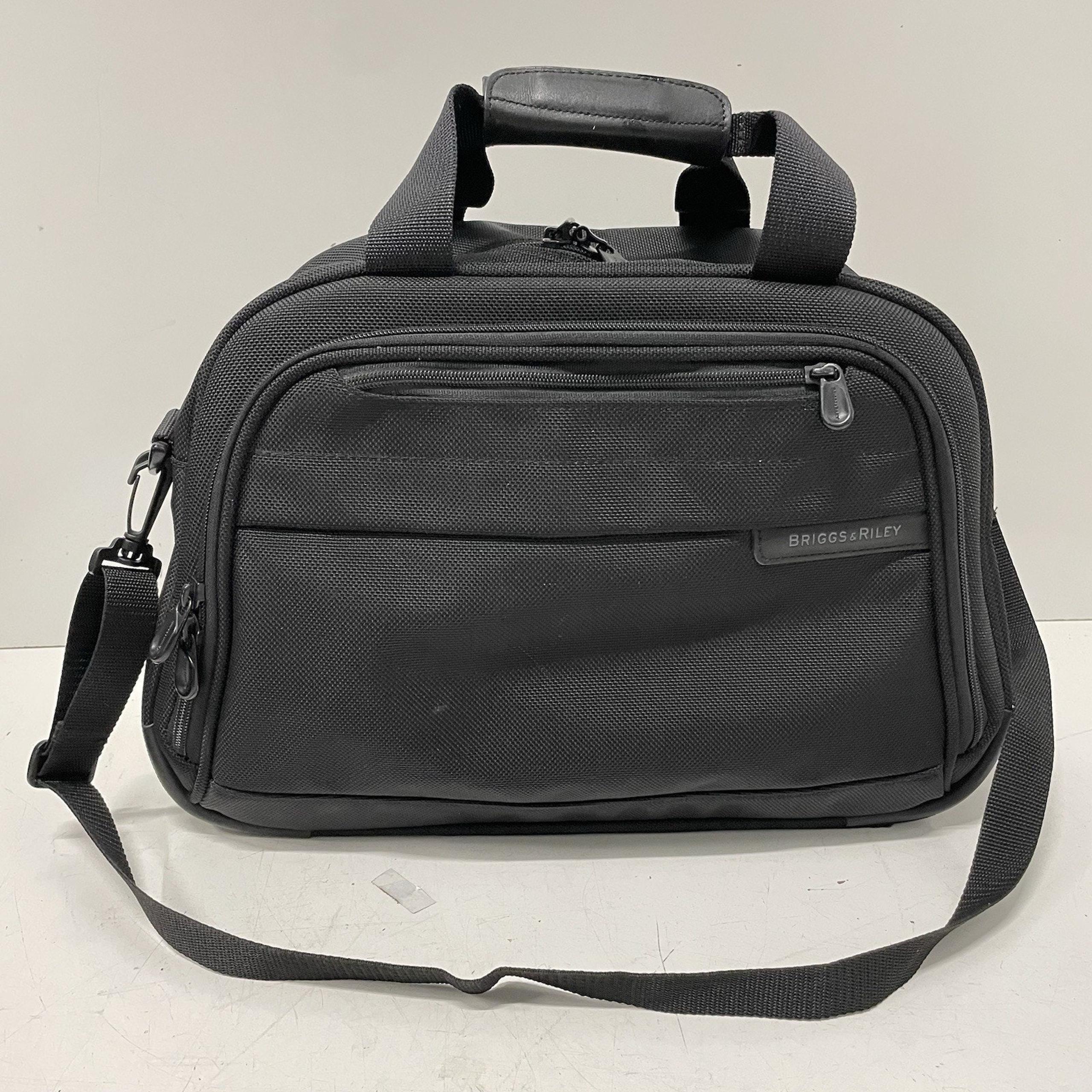 Briggs & Riley Travelware Black 226-4 Carry On 16” Ballistic Nylon Duffle Bag