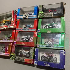 TOY ZONE MINI MACHINES DIRT BIKES SET NEW IN BOX COLLECTIBLE