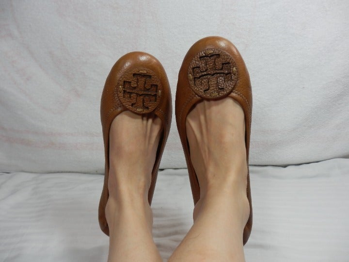Tory Burch Tumbled flat Reva sz 11 M Royal Tan