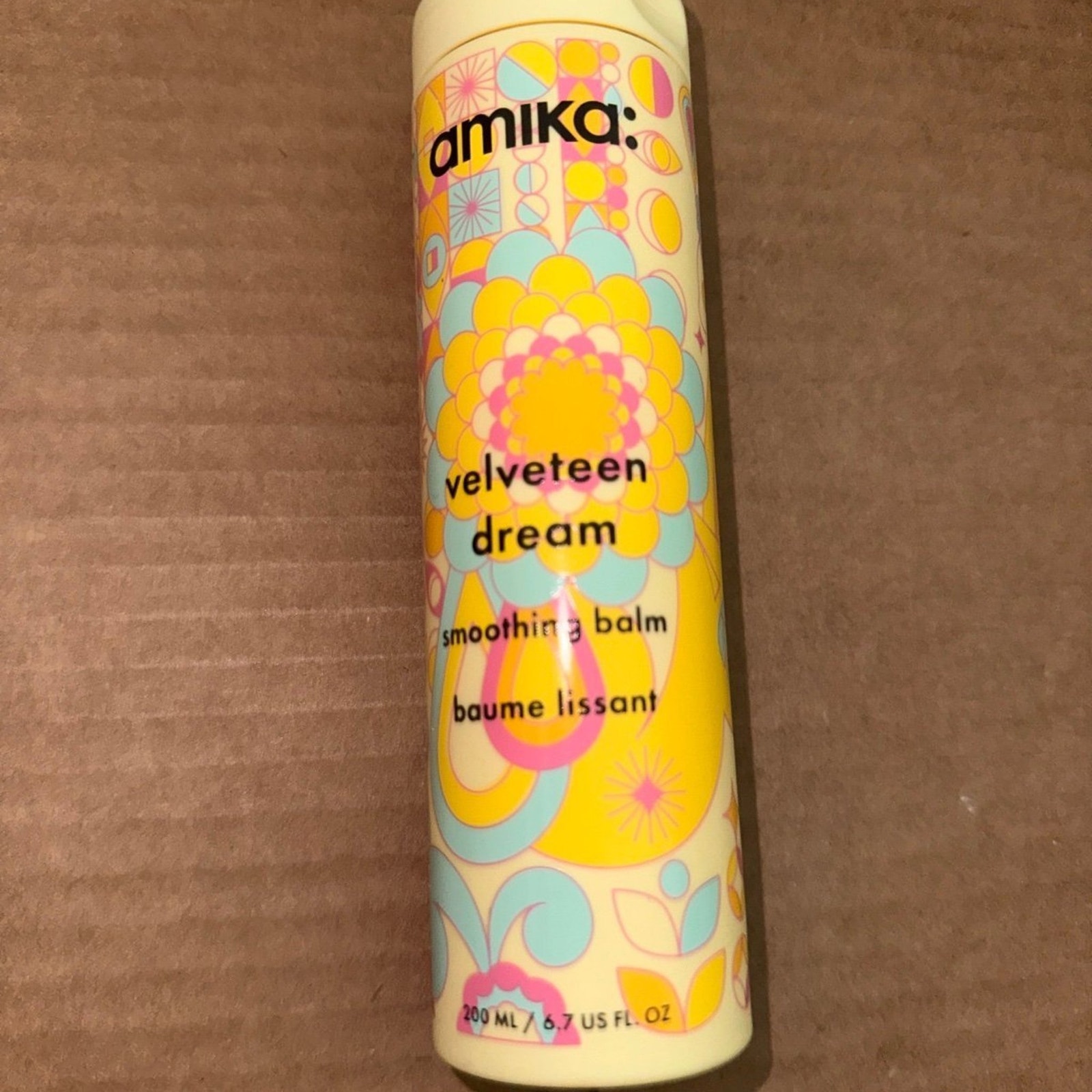 Amika velveteen dream smoothing balm