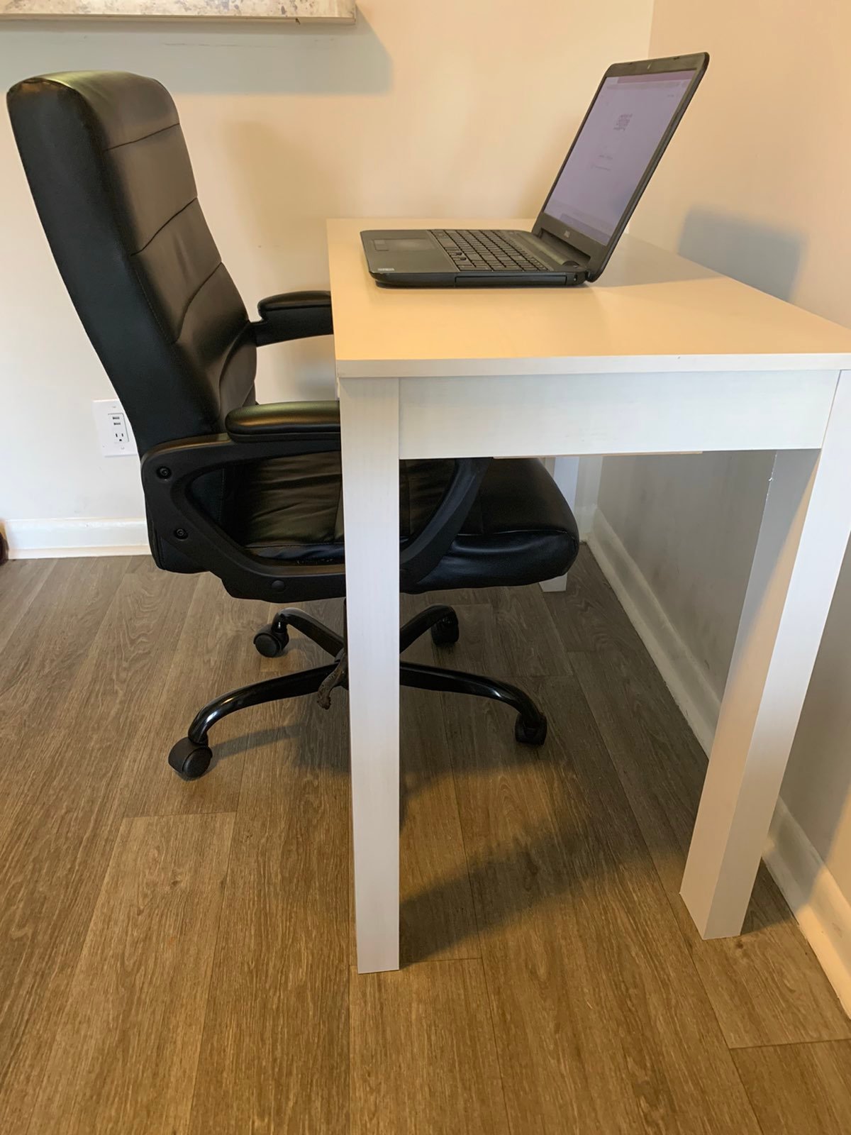 Computer Desk Set(desk, chair, laptop)