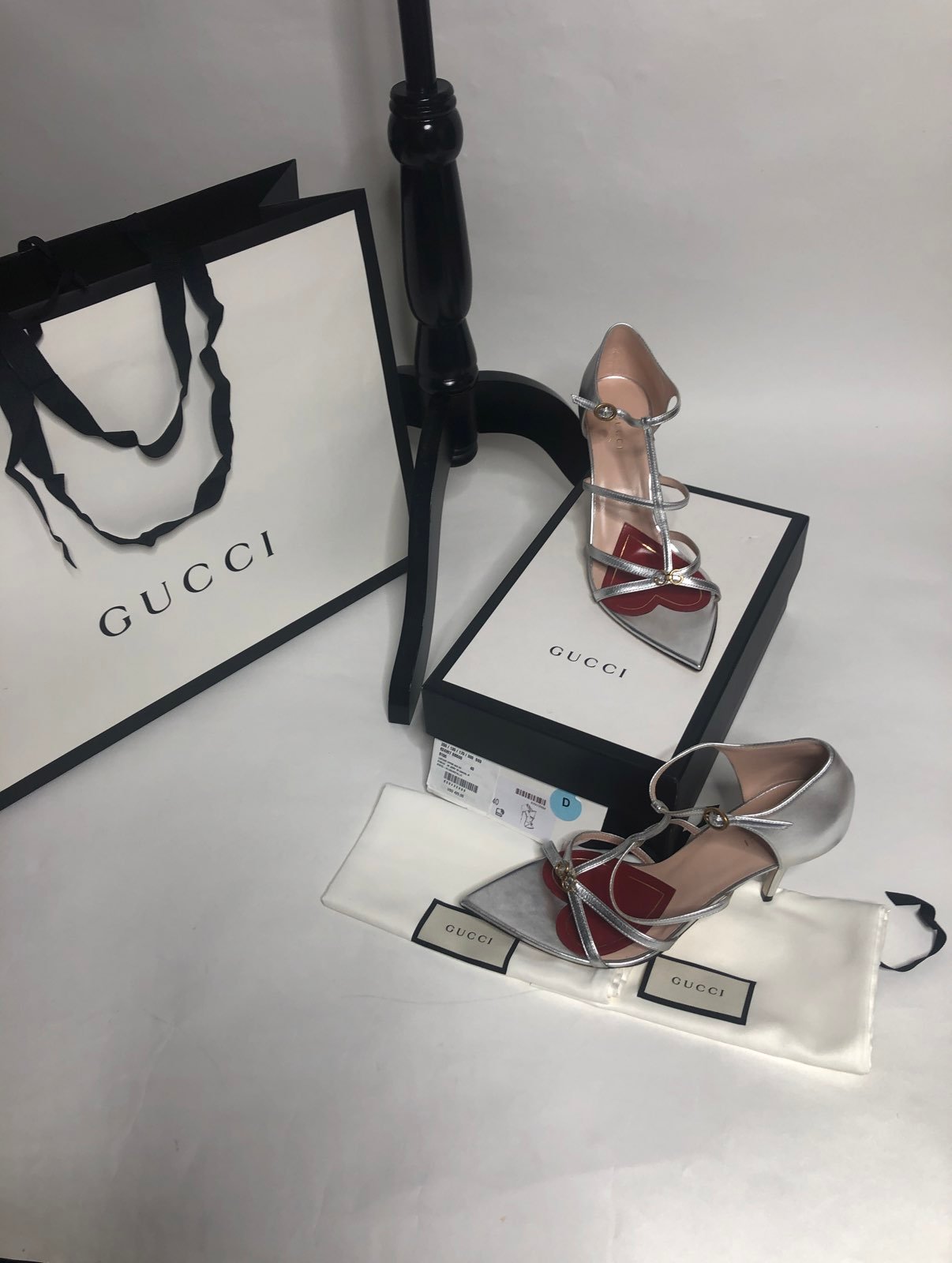 Gucci Jerry 95 Silver Metalic Sandal size 40