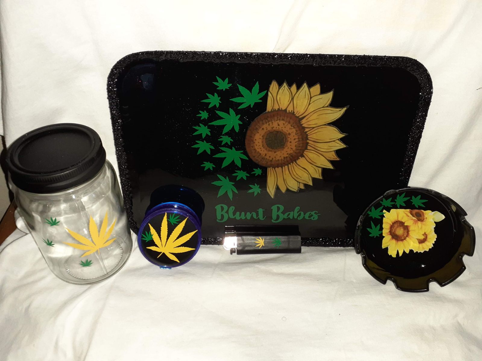 Tray set
