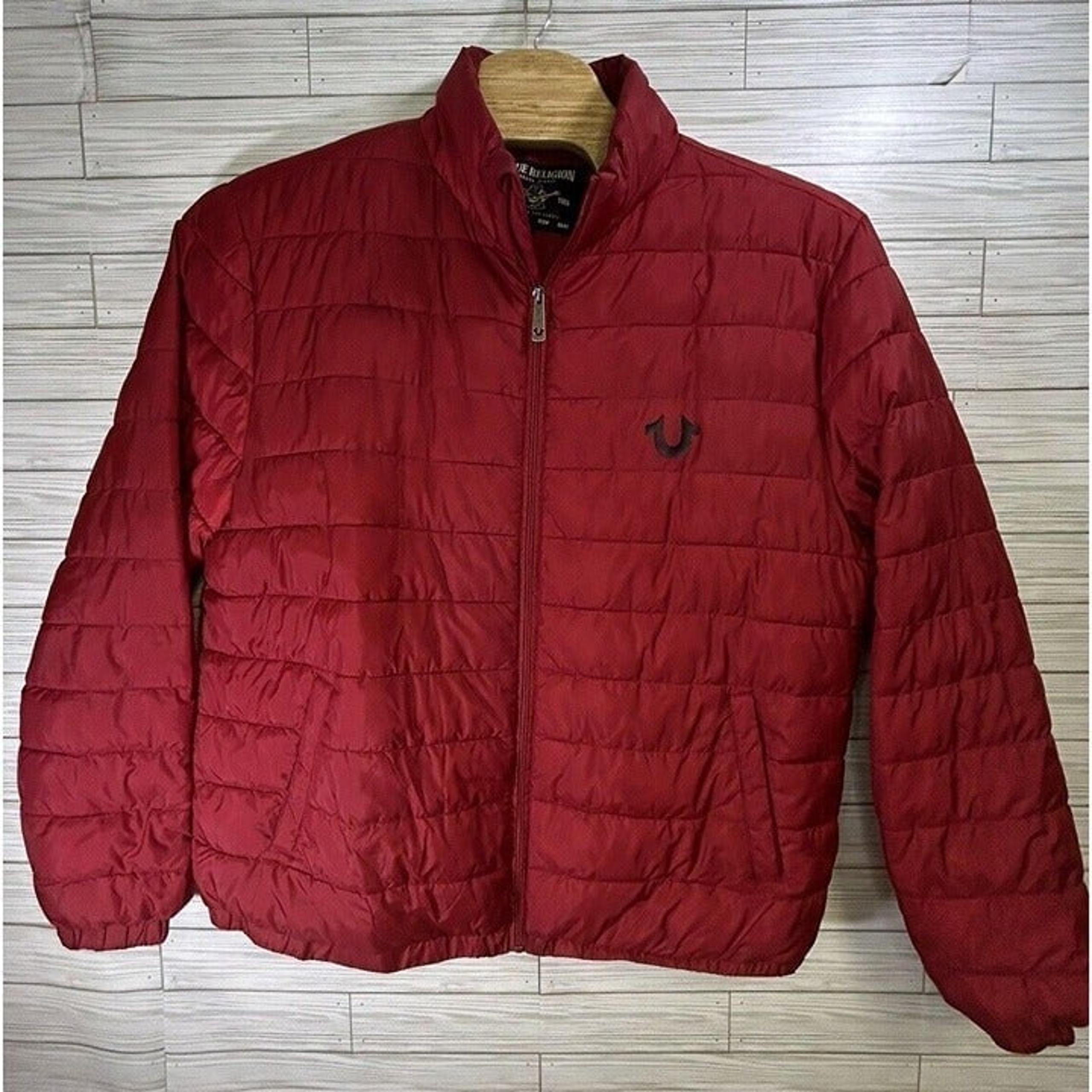 True Religion Men's World Tour Red Puffer Jacket Polyester Full Zip Size 2XL