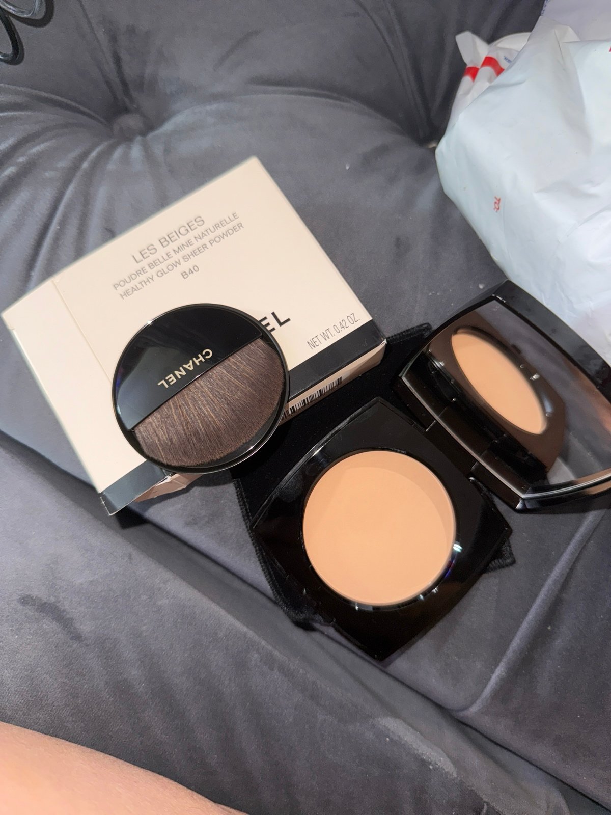 Chanel Les beige