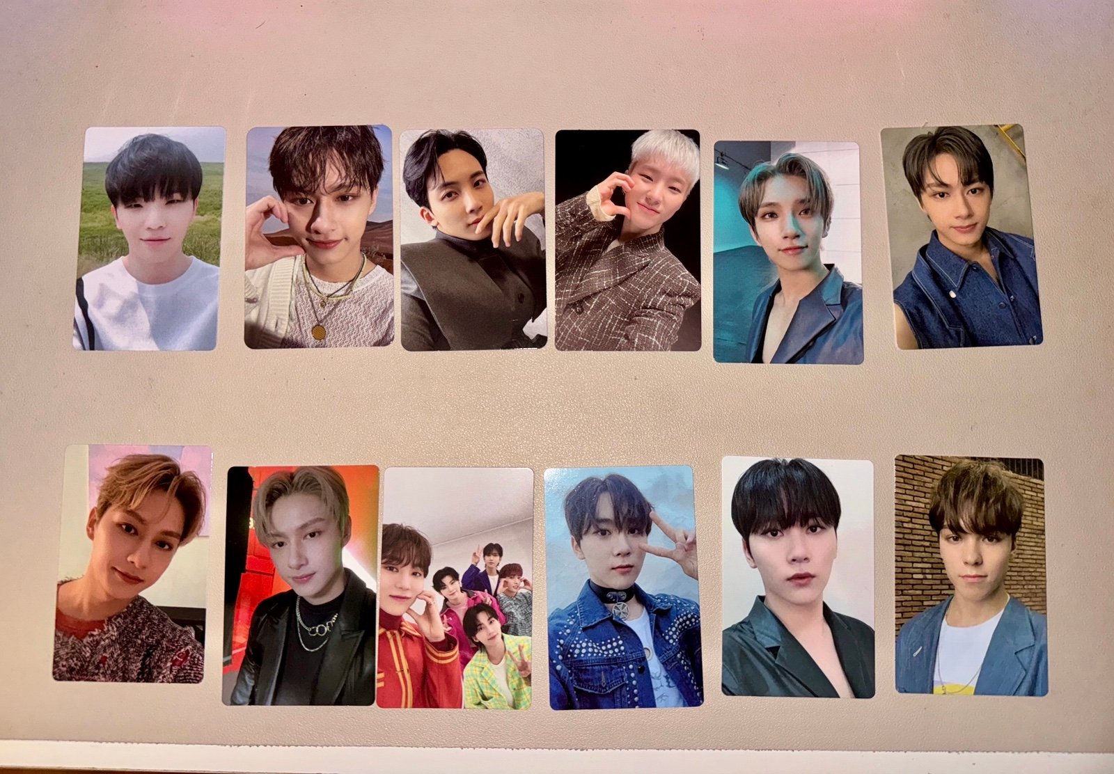 miscellaneous seventeen photocards
