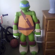 Teenage mutant ninja turtles Figurine (LIFE SIZE 4FT) COLOSSAL!!!