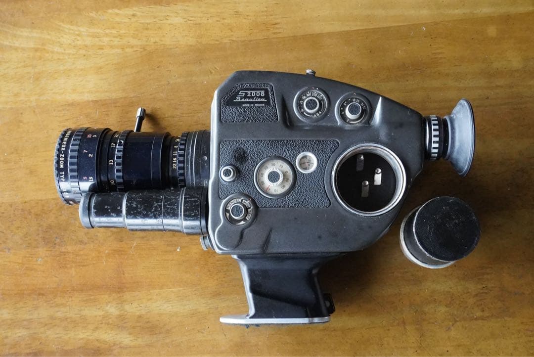 P.ANGENIEUX 8-64mmF1.9 + Beaulieu S2008 P.ANGENIEUX 8-64mmF1.9 + Beaulieu S2008