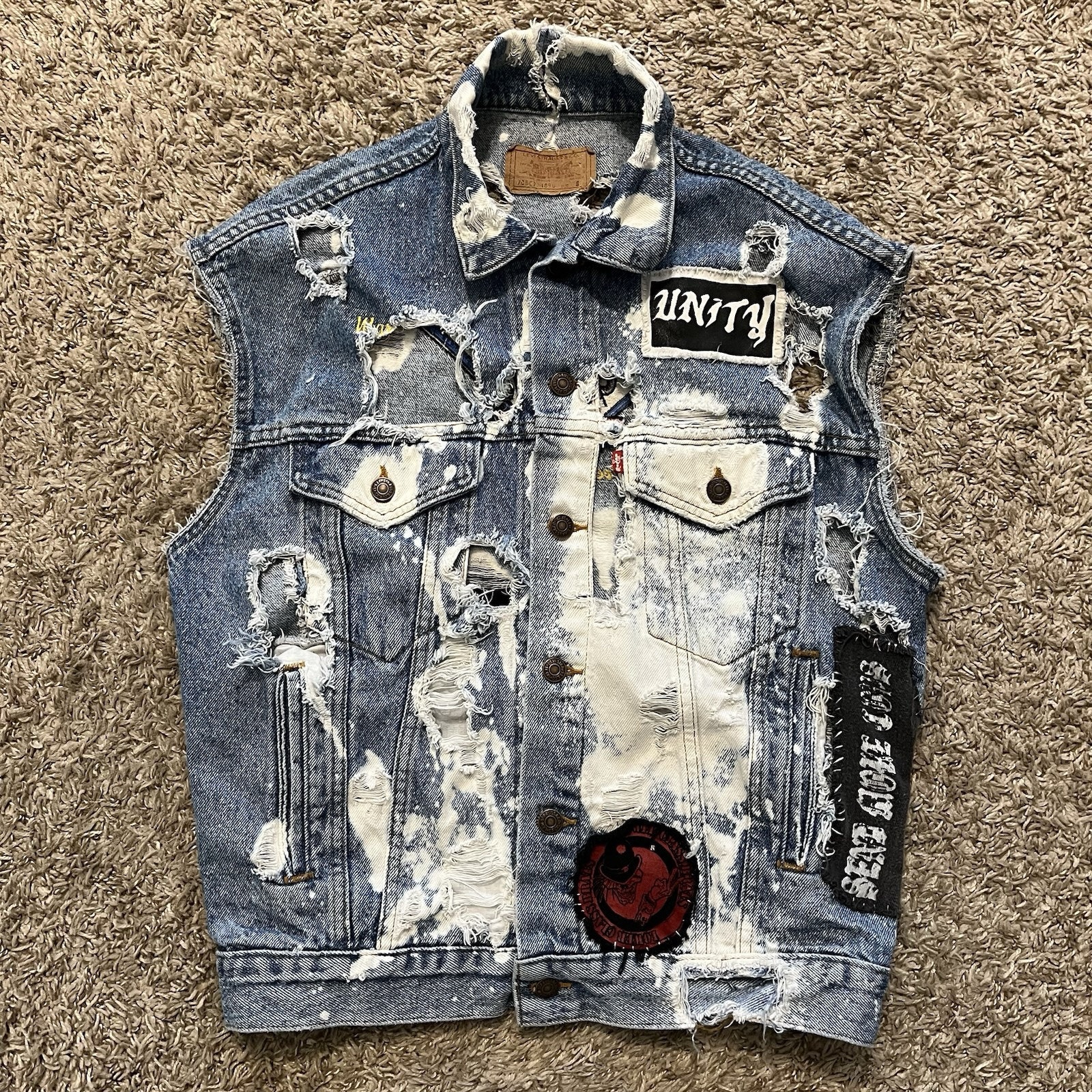Vintage 90s Levi’s 70507 Punk Rock Denim Destroyed Bleach Aus Rotten Vest Small