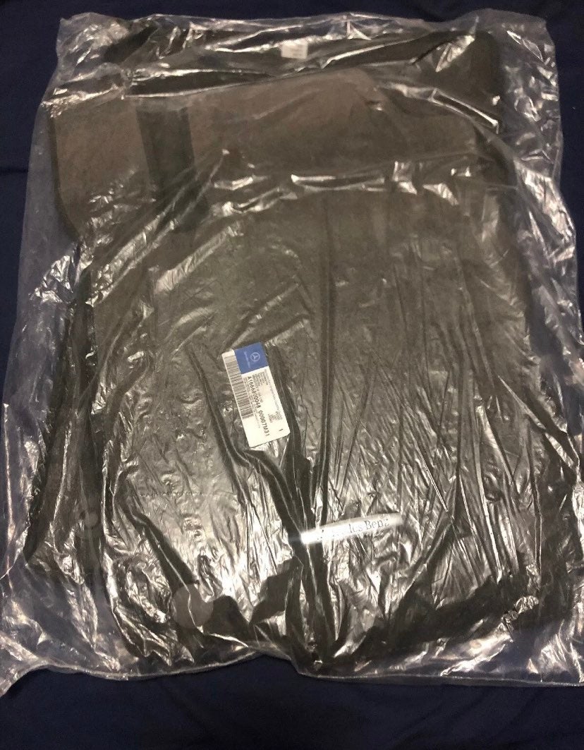 New OEM Mercedes Benz ML Class Floor Mat