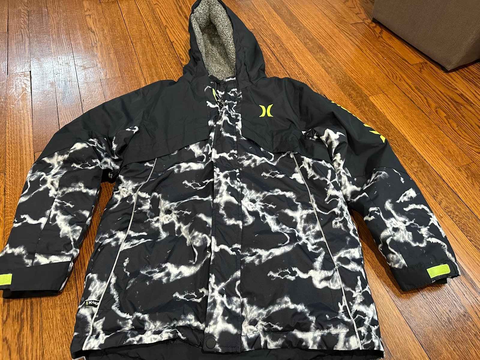 Hurley Boys Ski Snowboard Jacket