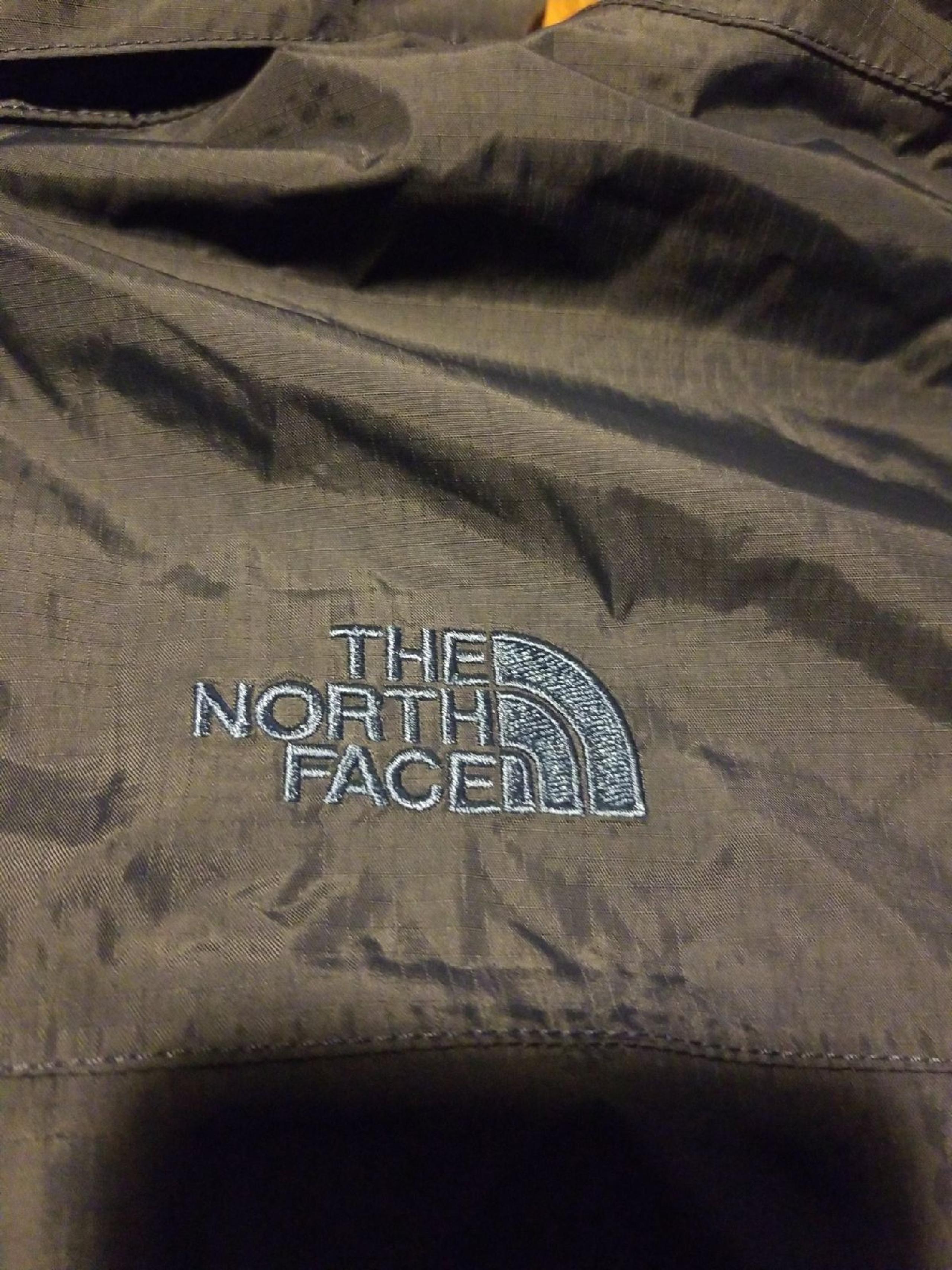 The North Face raincoat for men's Size X