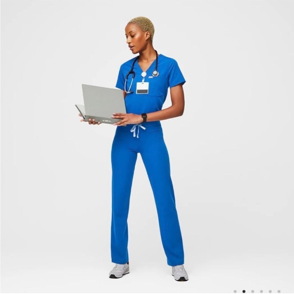 FIGS SET | Royal Blue Casma Top & Livingston Scrub Pant XL