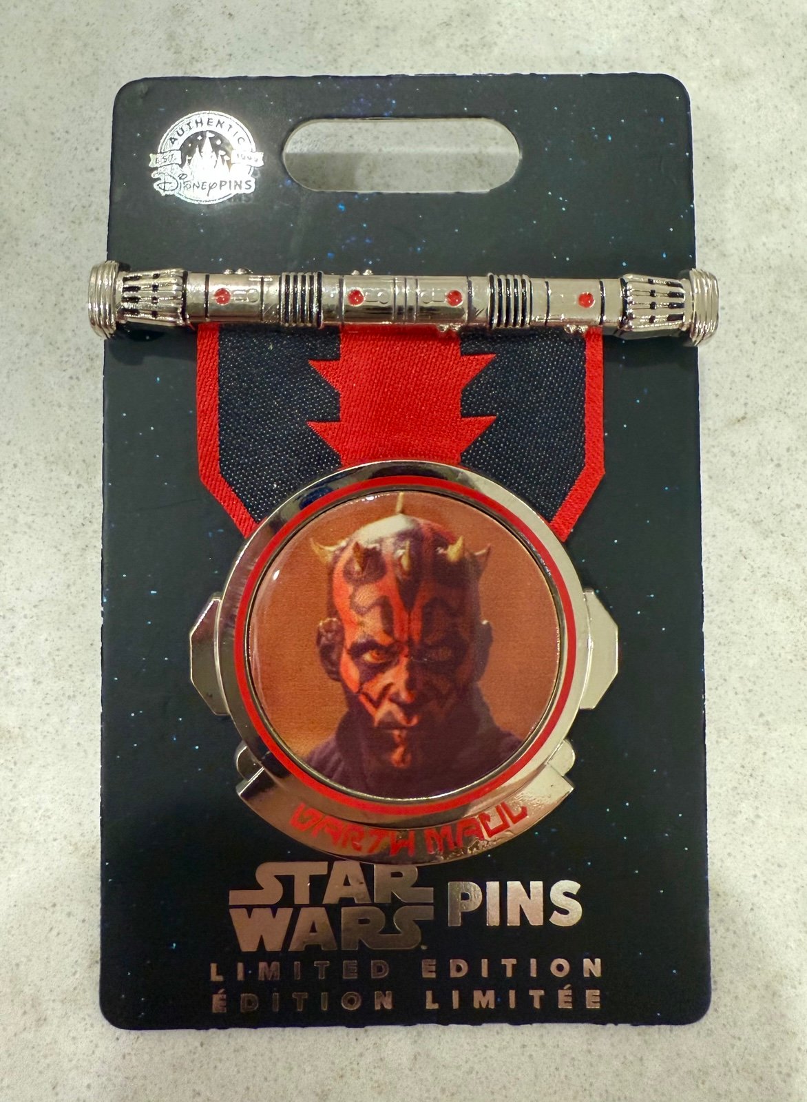 Disney Star Wars Lightsaber Hilt - Limited Edition LE - Darth Maul Pin