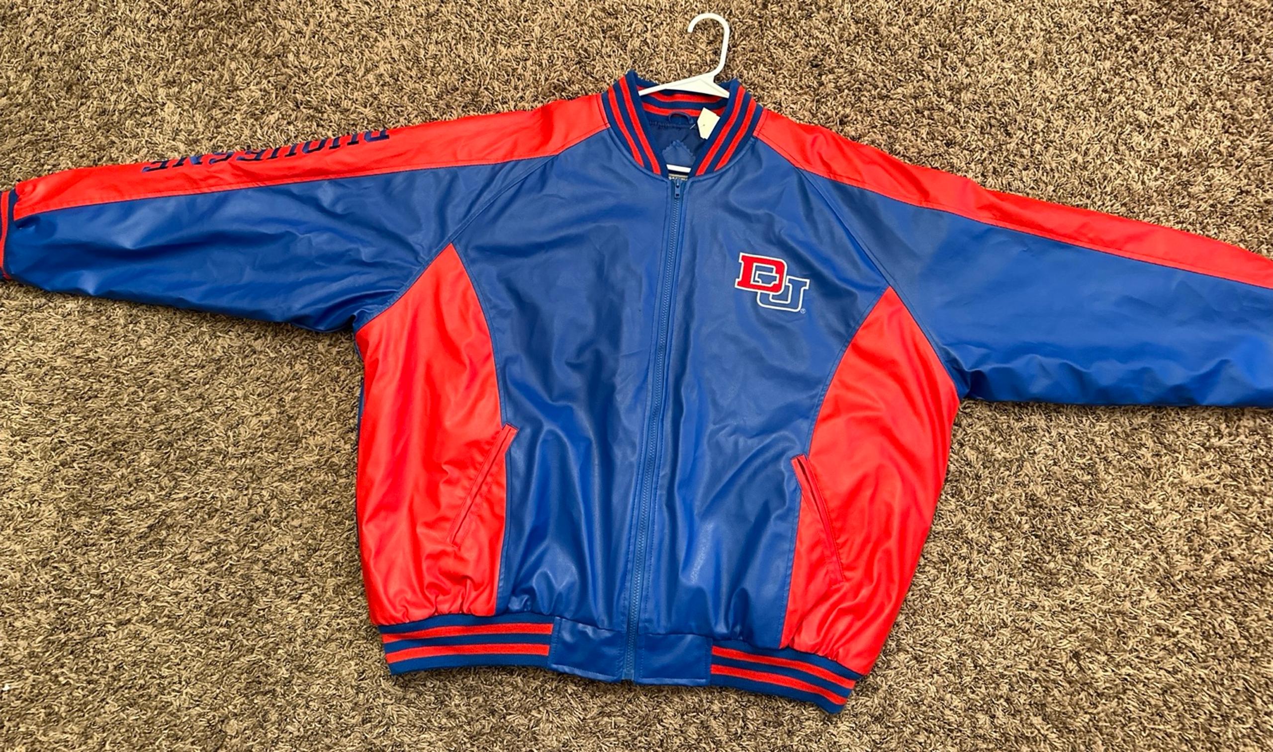 NEW Duquesne University Dukes Men's Leather 2XL Jacket Steve and Barry's