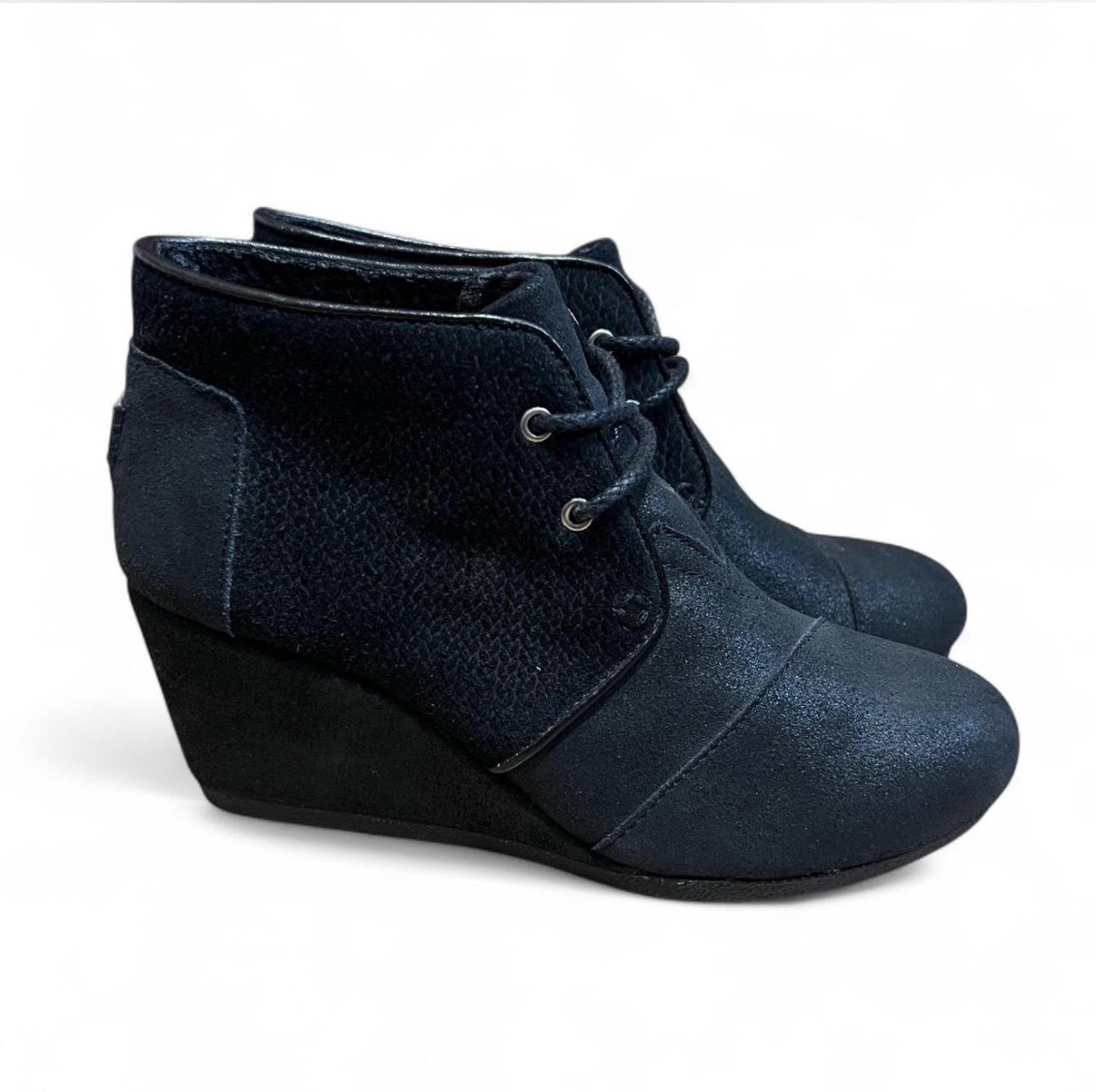 Toms Desert Wedge Women's 6.5 Black Heel Ankle Boots Lace Up Suede Bootie