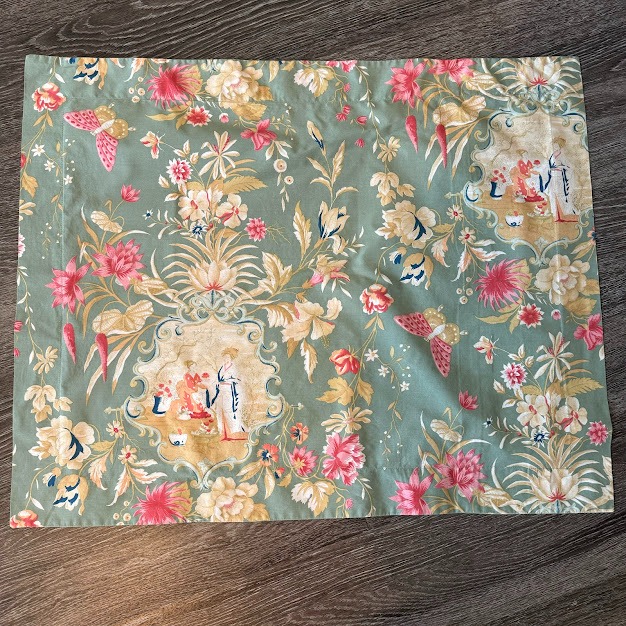 Pottery Barn Asian Floral Butterfly Geisha Girl Green (1 Standard Sham)