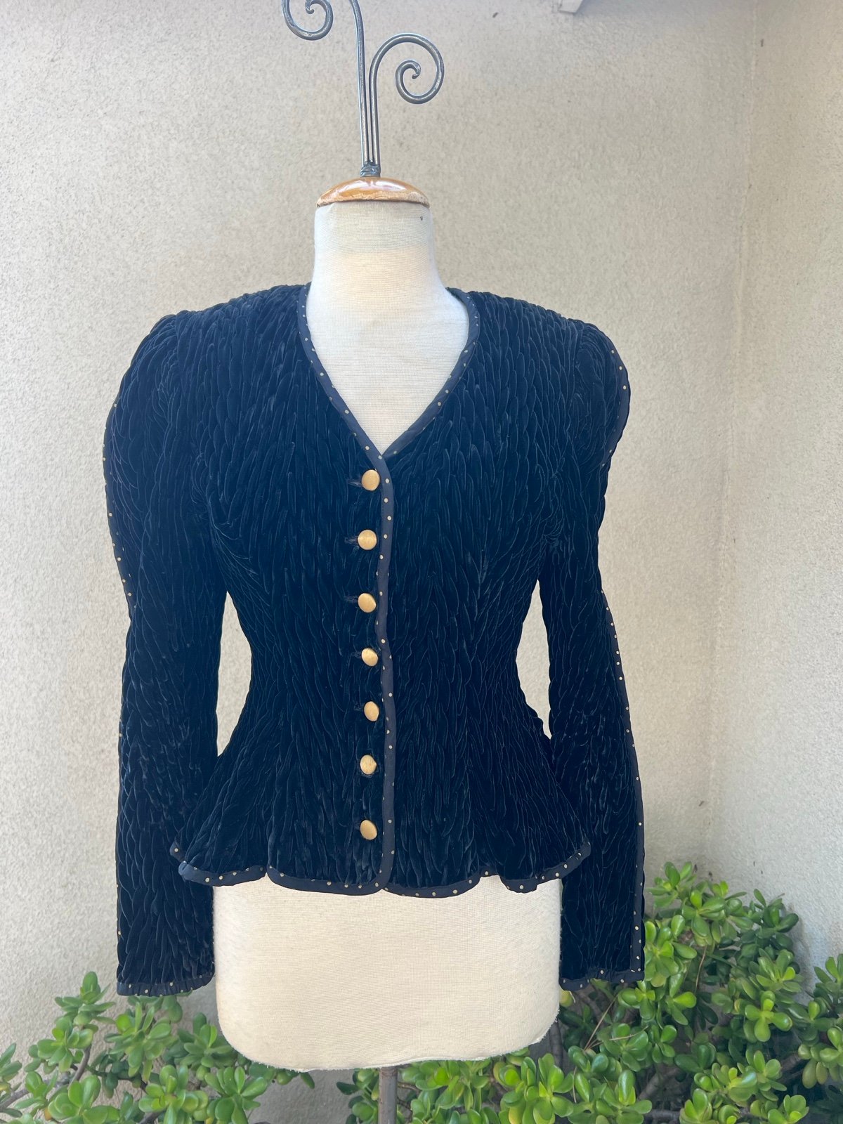 Vintage Jeanne Marc jacket peplum black velvet quilted gold polka dot trim Sz Sm