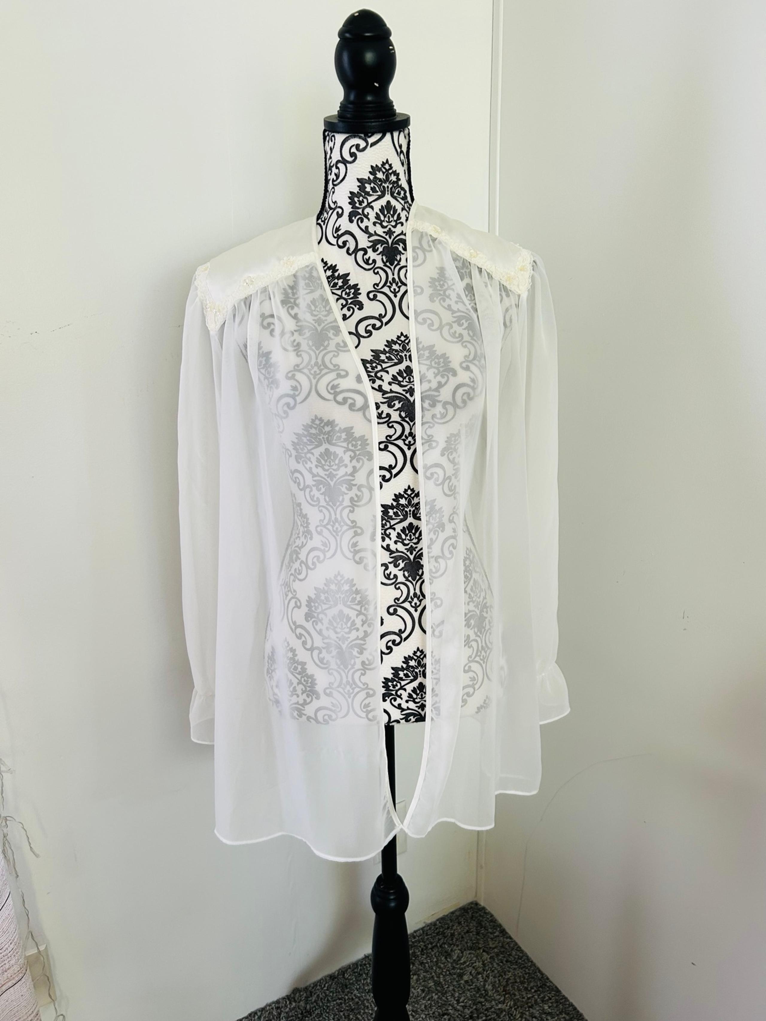Cinema Etoile Women’s Vintage White Sheer Shoulder Detail Bed Jacket Cardigan M
